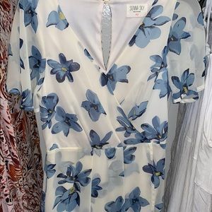 Blue floral mini dress! Never worn